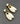 【USA輸入】ヴィンテージ MONET ホワイト アブストラクト イヤリング/Vintage MONET White Abstract Clip On Earrings